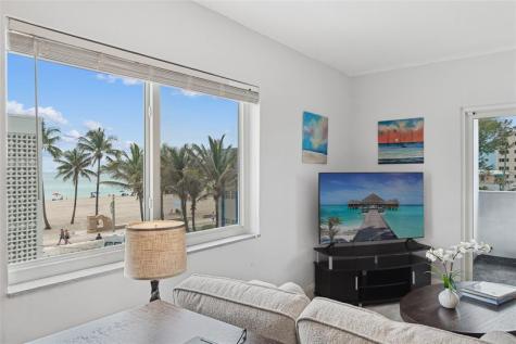 320 S Surf Road Hollywood FL 33019