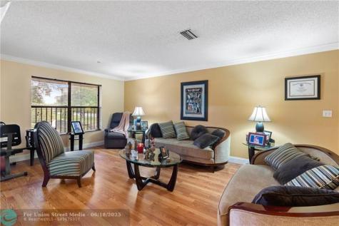 4047 NW 22nd Street Coconut Creek FL 33066