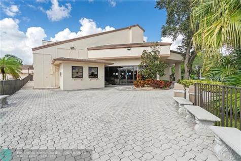 4047 NW 22nd Street Coconut Creek FL 33066