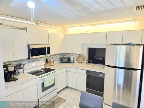 4047 NW 22nd Street Coconut Creek FL 33066