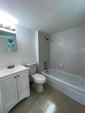 117 Royal Park Drive Oakland Park FL 33309