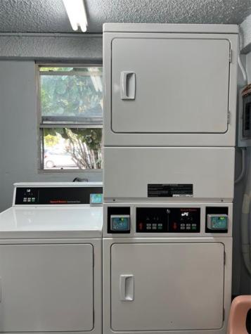 117 Royal Park Drive Oakland Park FL 33309