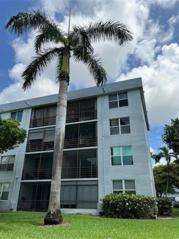 117 Royal Park Drive Oakland Park FL 33309