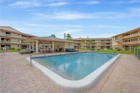 5300 Washington Street Hollywood FL 33021