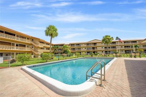 5300 Washington Street Hollywood FL 33021