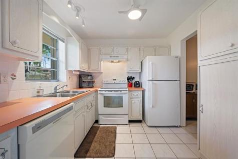 5300 Washington Street Hollywood FL 33021