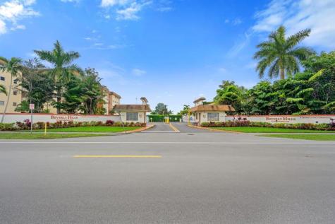 5300 Washington Street Hollywood FL 33021