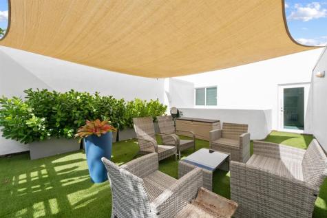 910 NE 16th Terrace Fort Lauderdale FL 33304