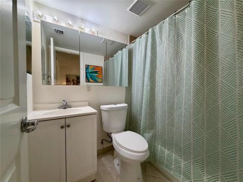 2660 NE 8th Avenue Wilton Manors FL 33334