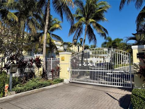 2660 NE 8th Avenue Wilton Manors FL 33334