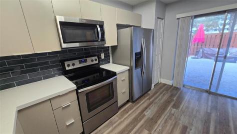 8900 SW 20th Place Davie FL 33324