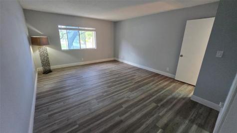 8900 SW 20th Place Davie FL 33324