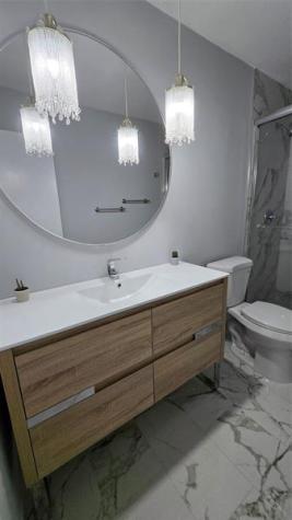 8900 SW 20th Place Davie FL 33324