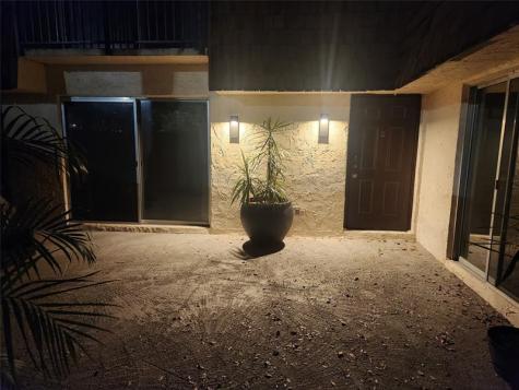 8900 SW 20th Place Davie FL 33324