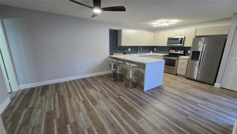 8900 SW 20th Place Davie FL 33324