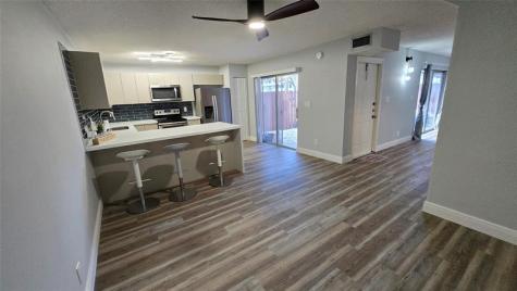 8900 SW 20th Place Davie FL 33324