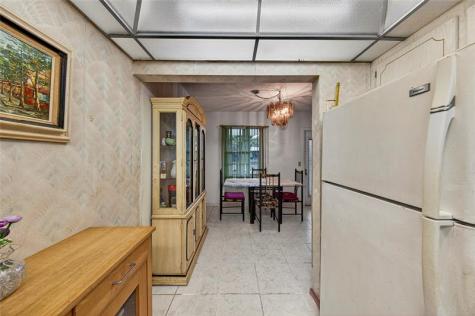 102 Newport F Deerfield Beach FL 33442