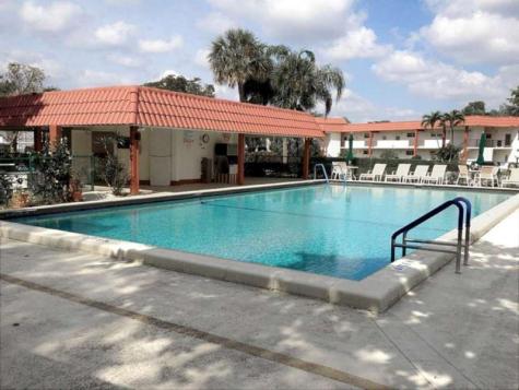 Pembroke Pines FL 33025
