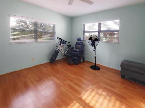 Pembroke Pines FL 33025