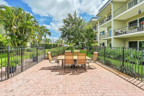 3002 NE 5th Terrace Wilton Manors FL 33334