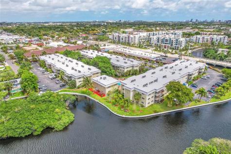 3002 NE 5th Terrace Wilton Manors FL 33334