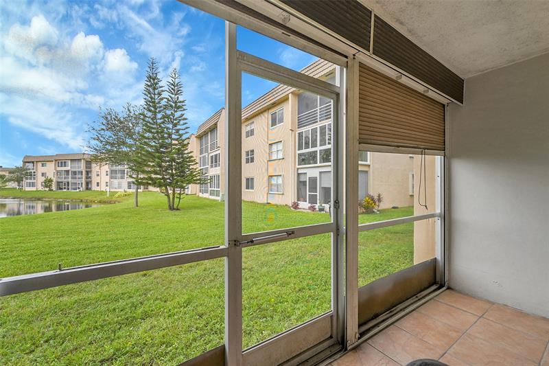 9261 Sunrise Lakes Boulevard Sunrise FL 33322