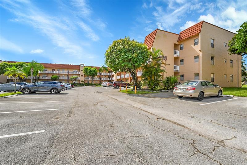 9261 Sunrise Lakes Boulevard Sunrise FL 33322