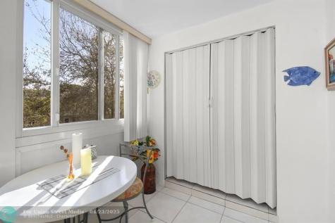 2164 NE 1st Way Boynton Beach FL 33435