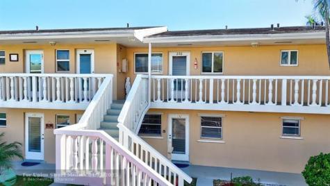 2164 NE 1st Way Boynton Beach FL 33435