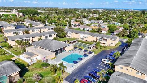 2164 NE 1st Way Boynton Beach FL 33435