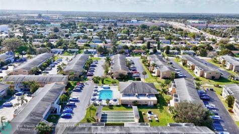 2164 NE 1st Way Boynton Beach FL 33435