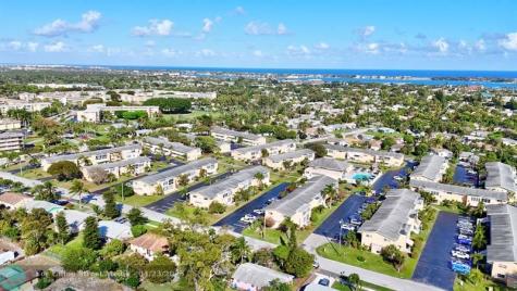 2164 NE 1st Way Boynton Beach FL 33435