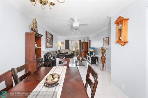 2164 NE 1st Way Boynton Beach FL 33435