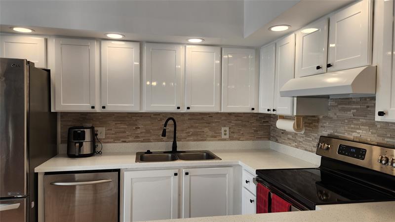 570 N Tropic Lane 4- C Vero Beach FL 32960