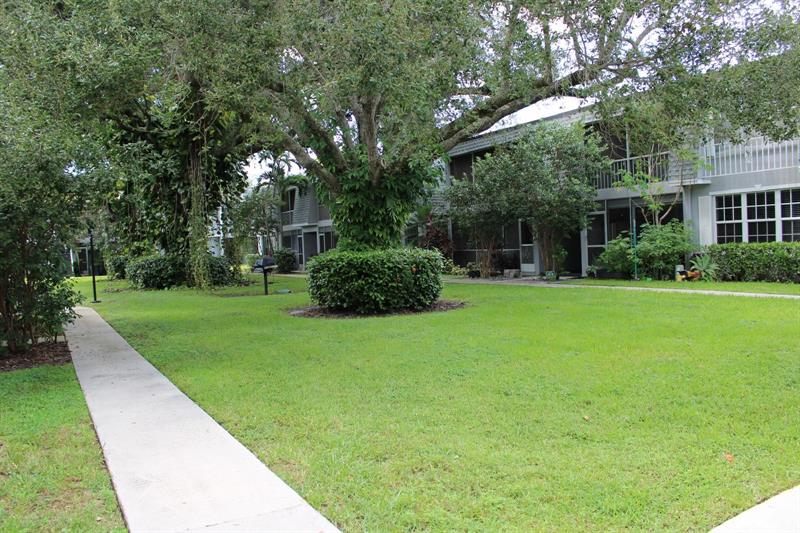 432 NW 70 Avenue Plantation FL 33317