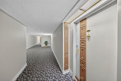 1010 S Ocean Boulevard Pompano Beach FL 33062