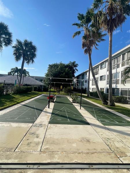 2050 NE 39th Street Lighthouse Point FL 33064