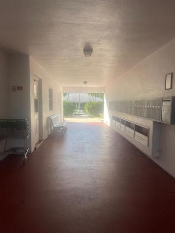 2050 NE 39th Street Lighthouse Point FL 33064