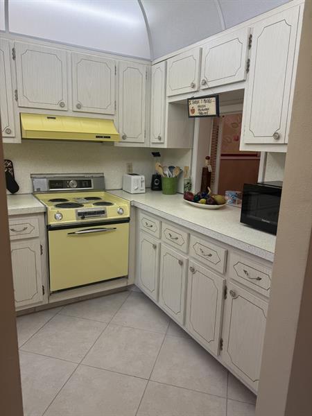 2050 NE 39th Street Lighthouse Point FL 33064