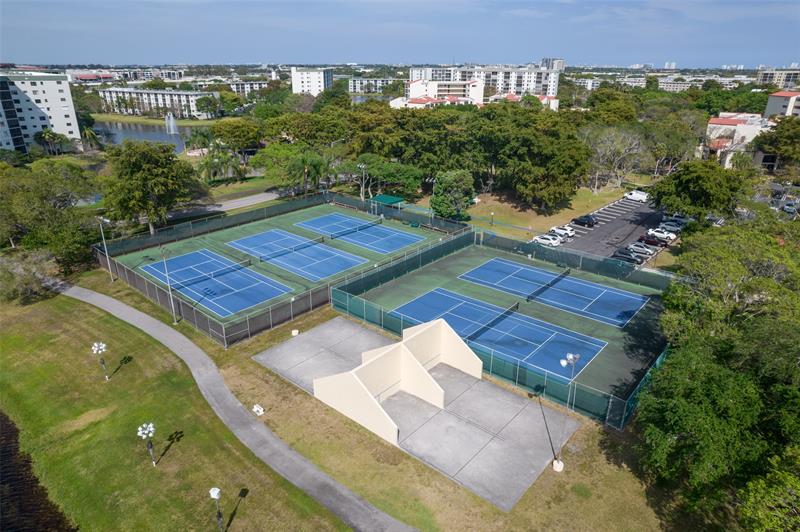 2222 N Cypress Bend Drive Pompano Beach FL 33069