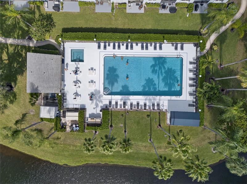 2222 N Cypress Bend Drive Pompano Beach FL 33069