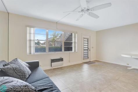 275 Markham M Deerfield Beach FL 33442