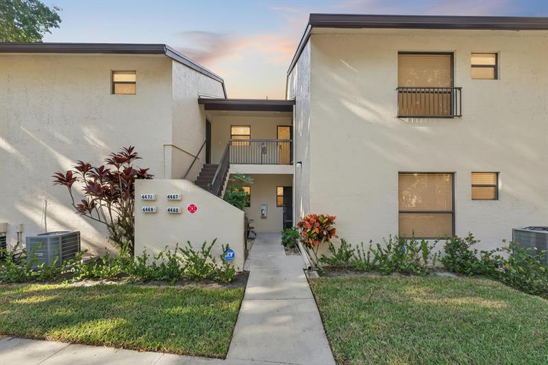 4467 Carambola Circle Pompano Beach FL 33066