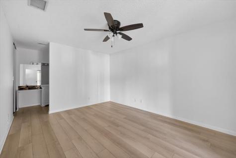 4467 Carambola Circle Pompano Beach FL 33066