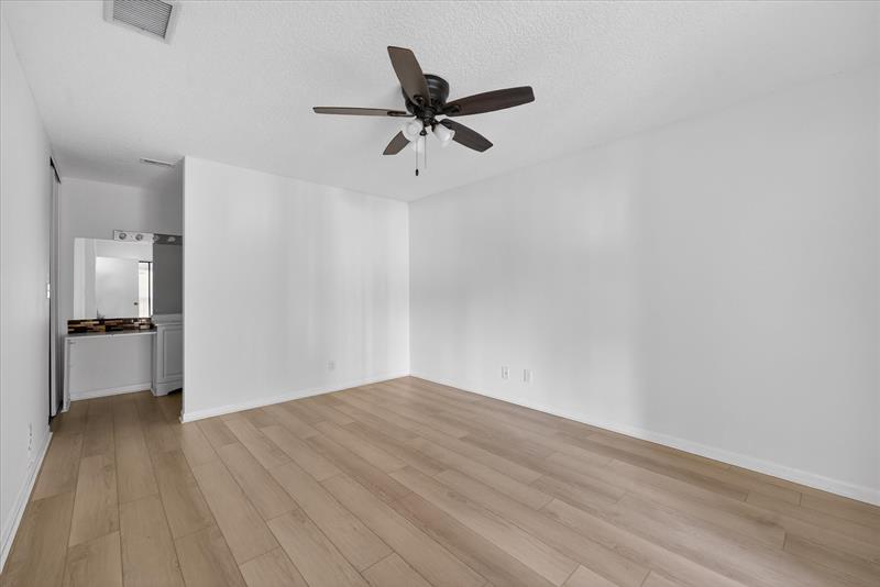 4467 Carambola Circle Pompano Beach FL 33066