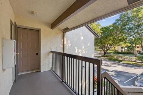 4467 Carambola Circle Pompano Beach FL 33066