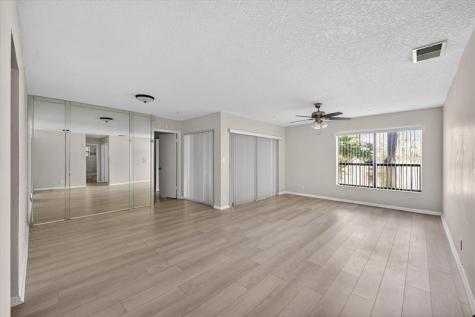 4467 Carambola Circle Pompano Beach FL 33066