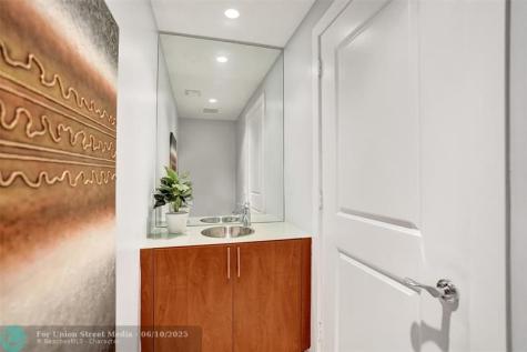 315 NE 3rd Avenue Fort Lauderdale FL 33301