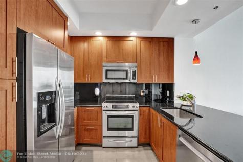 315 NE 3rd Avenue Fort Lauderdale FL 33301