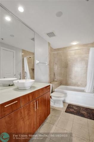 315 NE 3rd Avenue Fort Lauderdale FL 33301